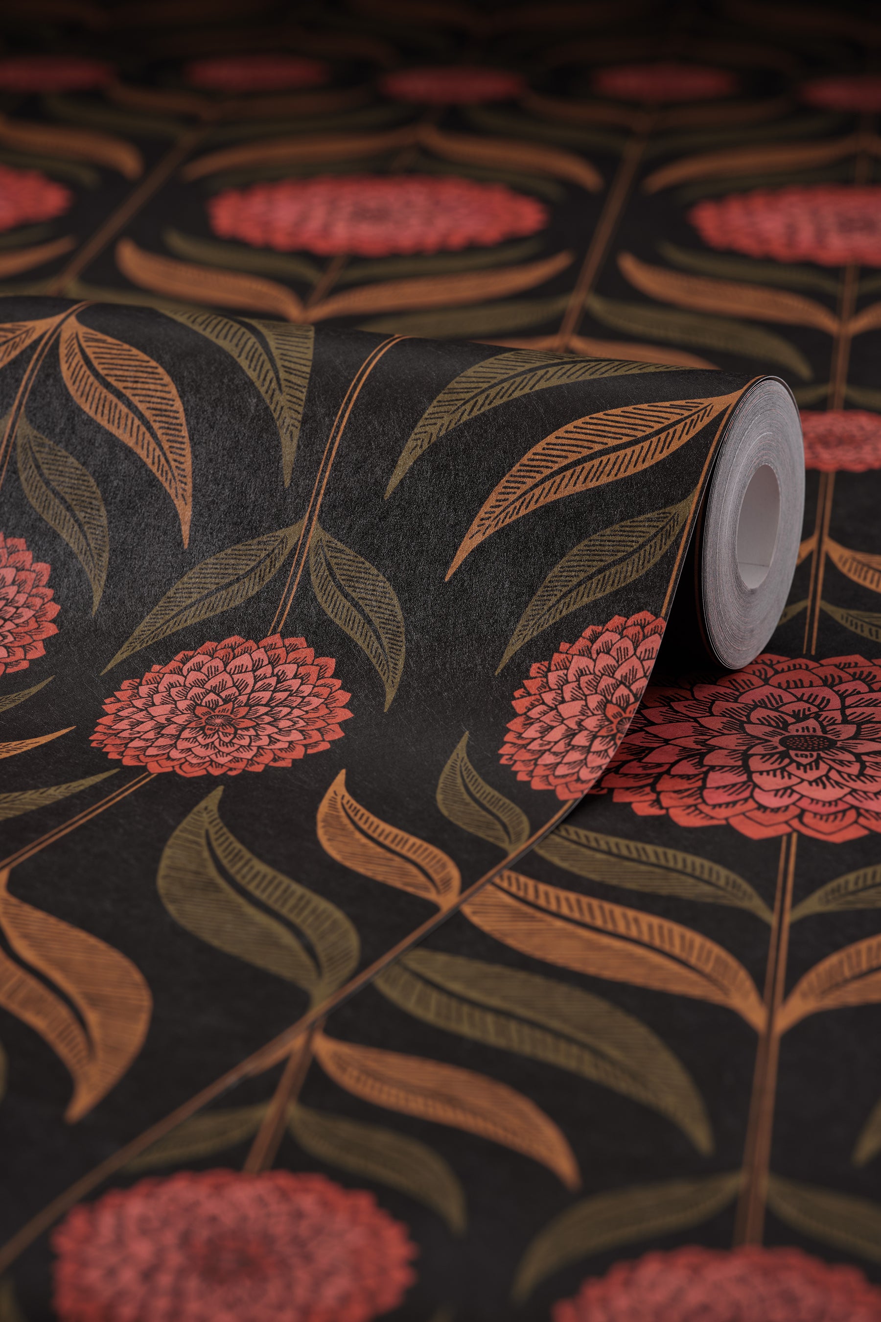 Charlotte Carousel Roll Detail Image