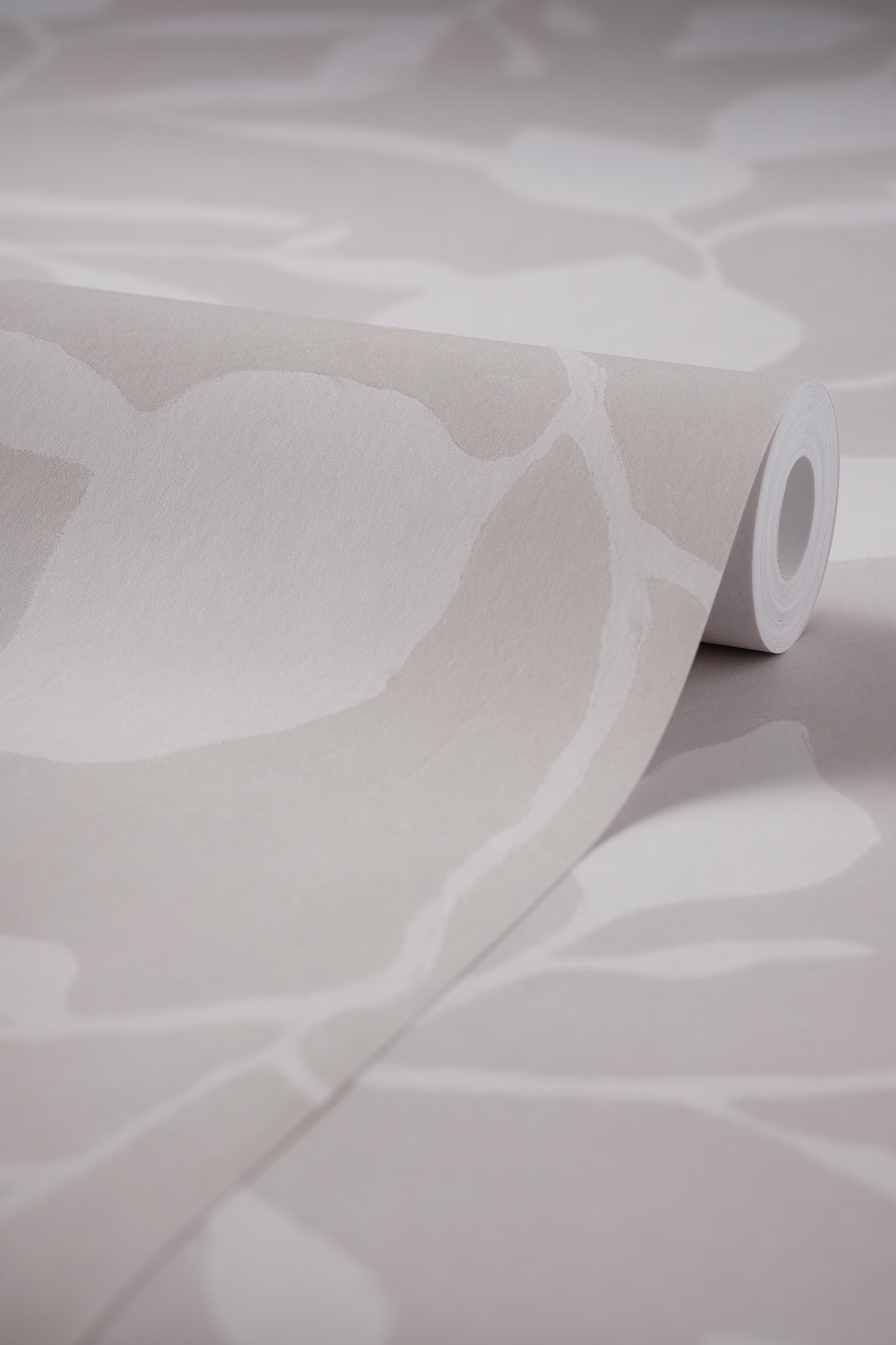 Cleo Sandstone Roll Detail Image