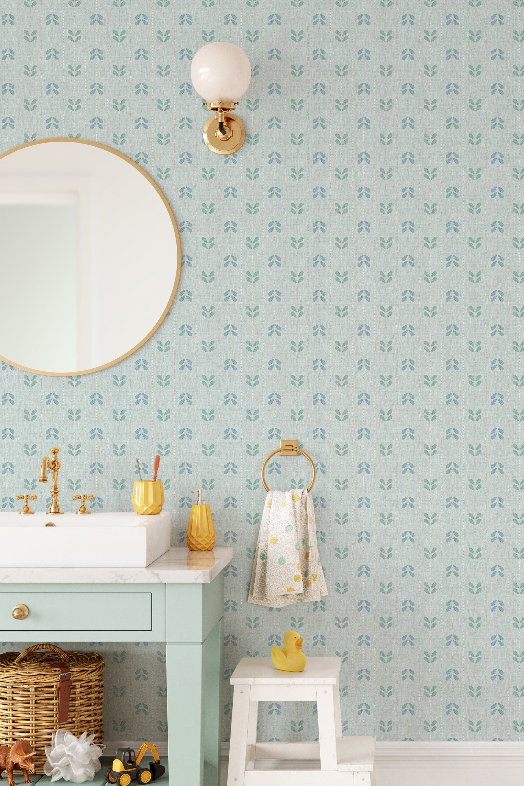 Lark Frost Wide Lifestyle Image