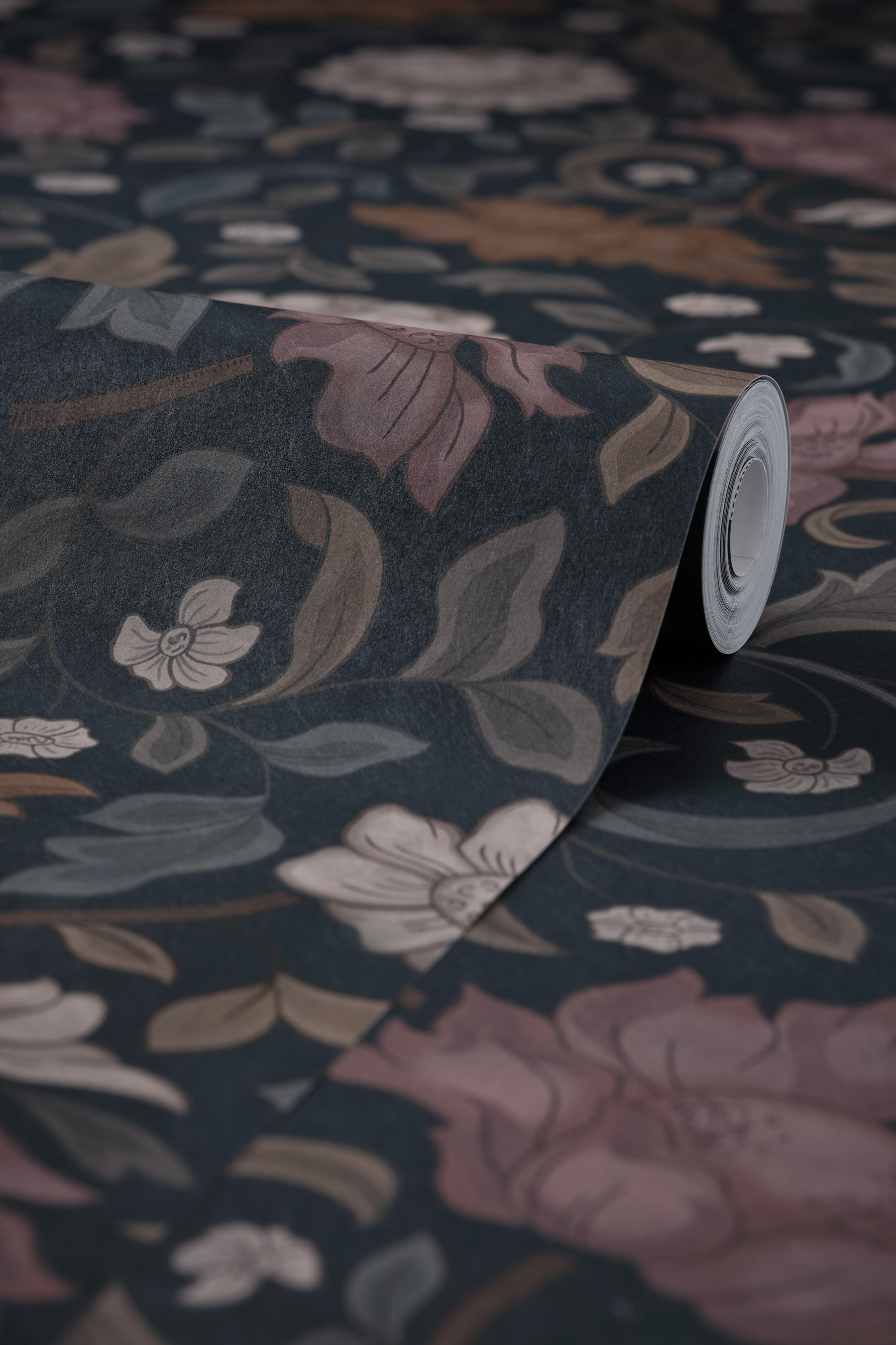 Somerset Dewberry Roll Detail Image