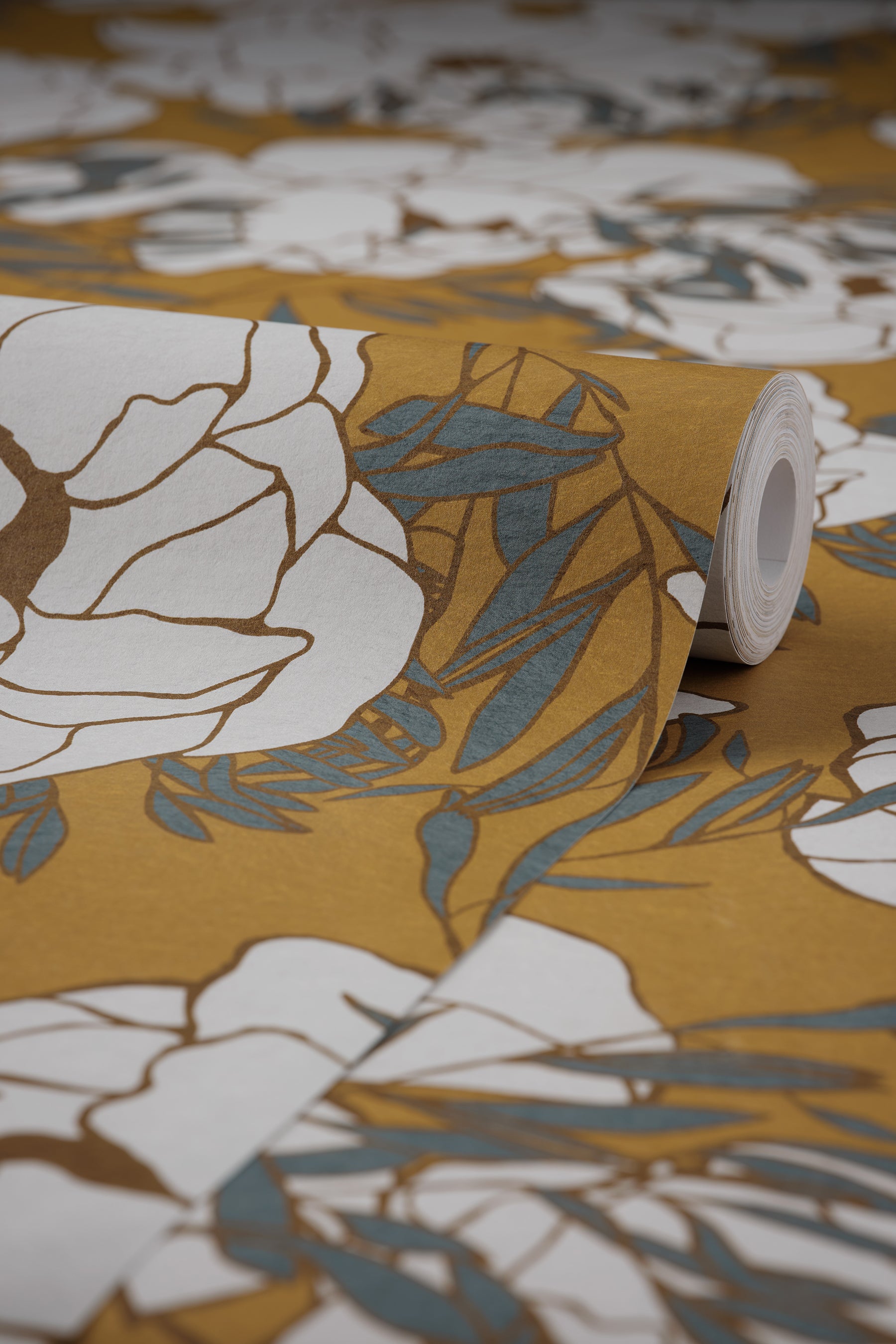 Olivia Mustard Roll Detail Image