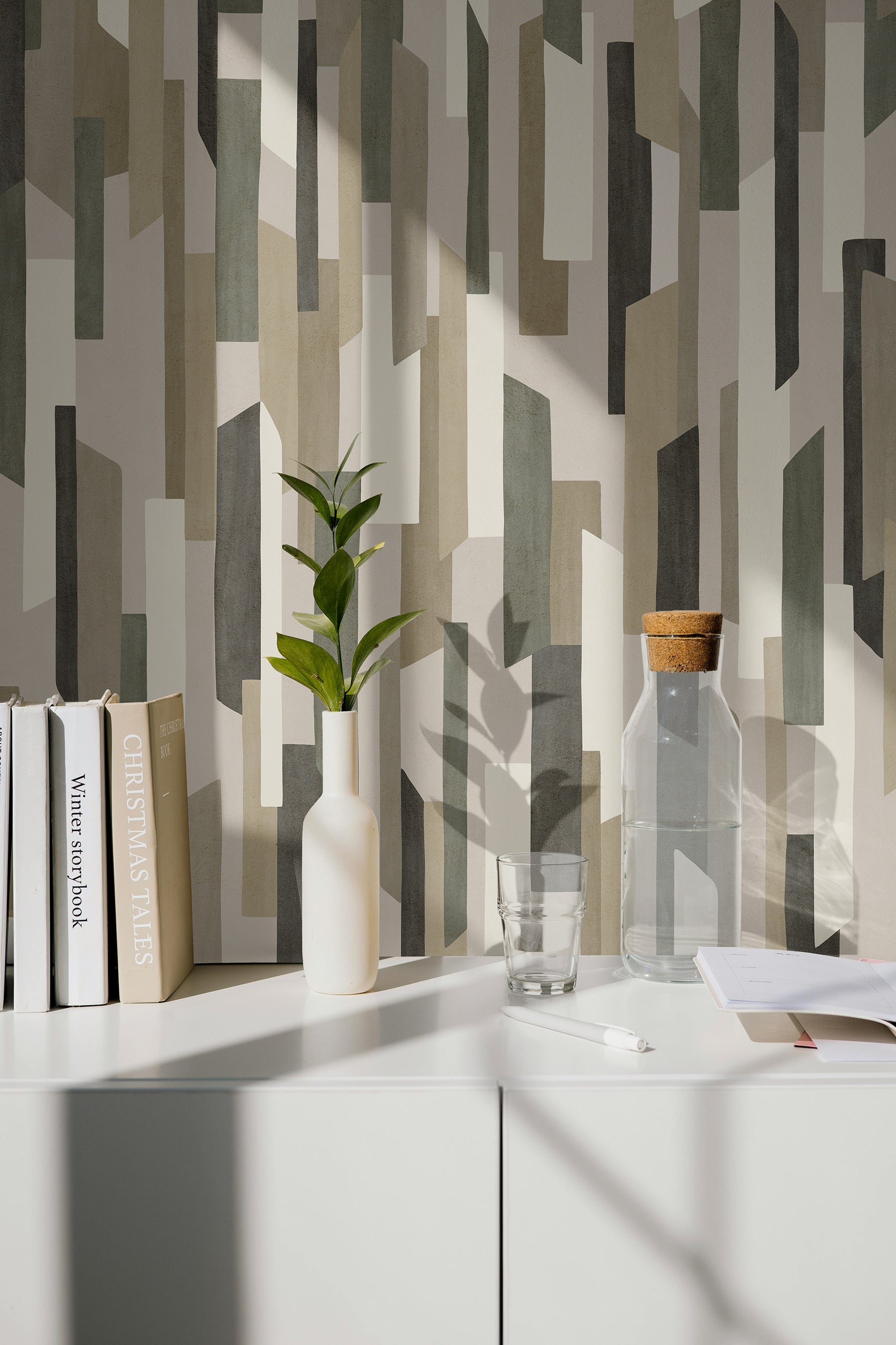 Sedona Walnut Close Lifestyle Image