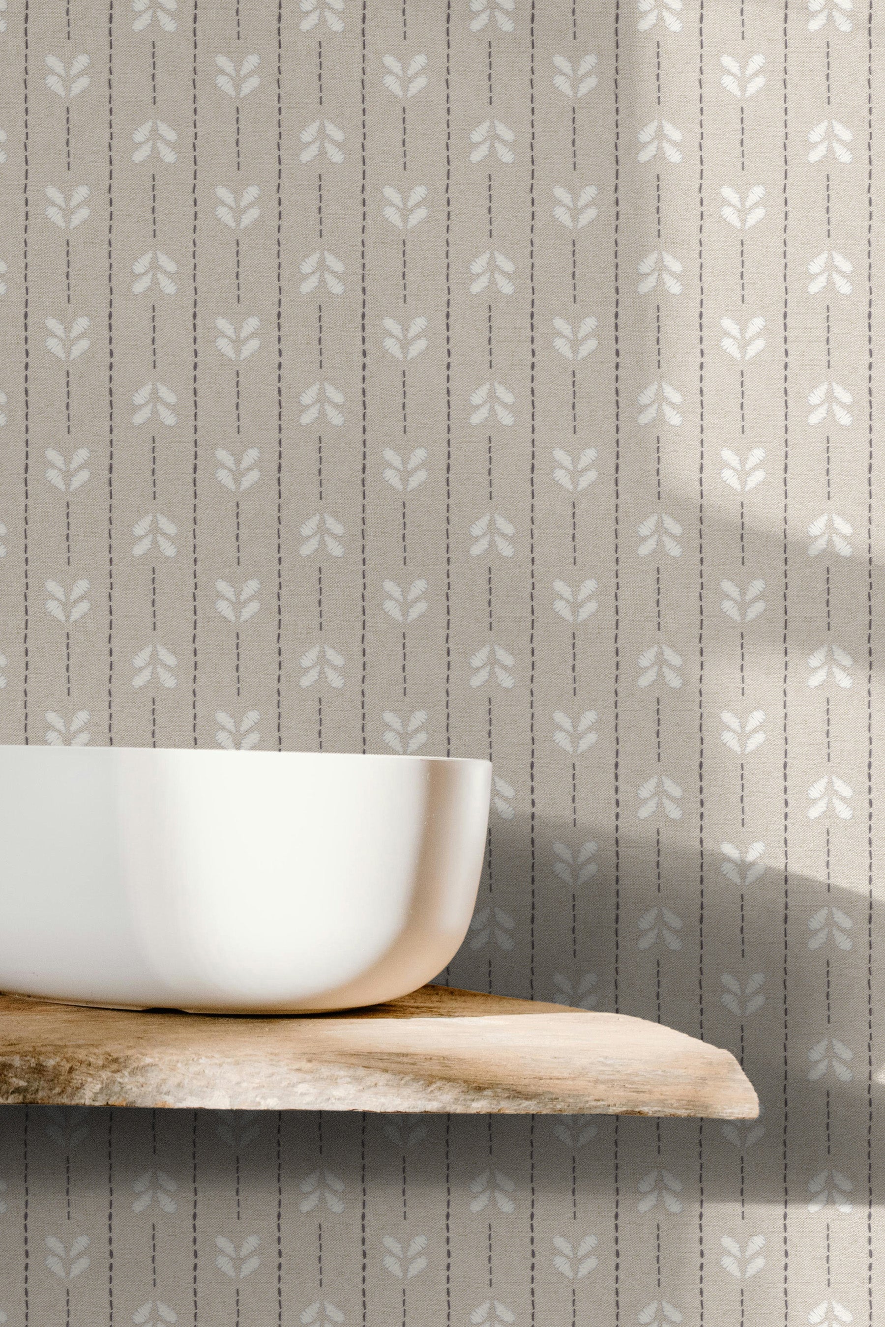 Lark Linen Close Lifestyle Image